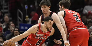 1月19日骑士VS公牛比赛战报 拉文42+6公牛主场逆转骑士