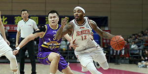 1月17日北控队vs浙江队比赛战报 邓蒙32+6朱旭航21分