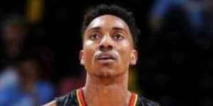 蒂格：我觉得这只老鹰可以逆风飞翔