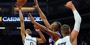 2月21日灰熊VS国王比赛战报 巴恩斯32分国王险胜灰熊