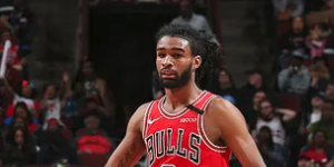 科比又回来了！科比-怀特砍下35分7板3助 再创记录