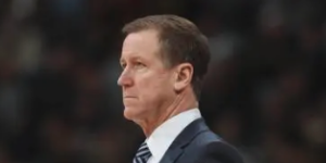 开拓者战绩不佳 不过不影响斯托茨帅位