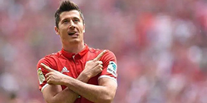 头号射手莱万骨折伤缺4周 拜仁遭重创