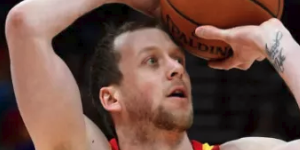 爵士移出英格尔斯首发阵容 奥尼尔将顶替