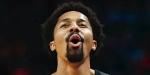 未卜先知 丁威迪未与杜兰特击掌示意