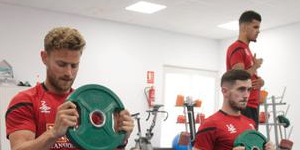 英超因疫情暂停 队长：合同到期怎么办