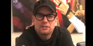 猛龙主帅示范洗手方式 洗手就好比进攻