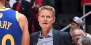 勇士主帅：这赛季稀烂是应得的 之前的几年运气好