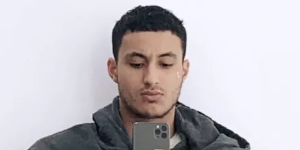 库兹马网络社交发自拍 尽显高冷气质