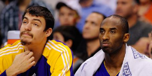 莫里森：科比经常护着我 还送我珍贵礼物