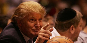 特朗普称必须尽快恢复体育赛事 将会和肖华库班等人沟通