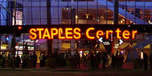 洛杉矶的聚会禁令将可能延长 湖人快船将另寻球馆