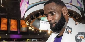 詹姆斯提到自己每天陪伴家人 但也很想念篮球