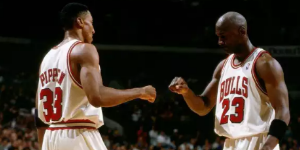 坦普尔提到当年自己在场上的时候 堪比皮蓬