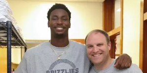 暖心！灰熊队主教练为医护人员提供午餐