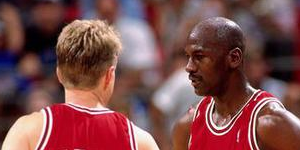 科尔提到以前公牛训练的时候 打架频频发生