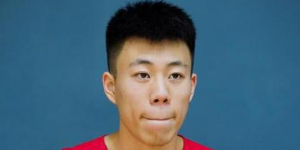 张镇麟提到自己和杜兰特打王者荣耀 他打不过我