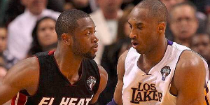 韦德提到当年科比全场领防我 我受到了尊重