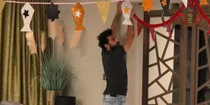 萨拉赫在家锻炼身体 并为家乡进行捐款