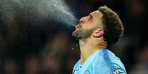 FIFA将禁止球员吐口水 不然直接黄牌警告