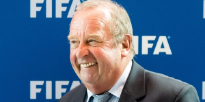 国际足联医疗官表示 足球至少要到9月份才能复赛