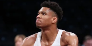 字母哥称自己看了乔丹纪录片 引来了深思