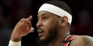 安东尼打球鞋掉了？曝签约乔丹品牌往事