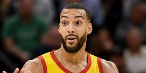 戈贝尔停止游戏怒喷粉丝 回去上学吧