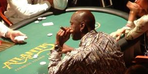 巴克利称以前和乔丹打牌 总是用钱砸死我们