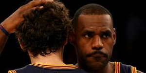 令人窒息的詹皇 顶着巨星光环完成最后一季