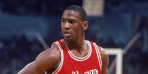 乔丹也有烦恼！成名后被各种围堵