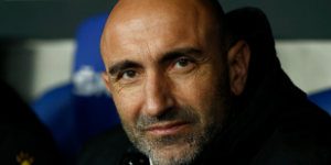 阿贝拉多提到西班牙人丢球过多 表示所有人都有责任