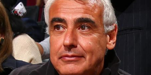 雄鹿老板称开放训练馆只是第一步 想在8月复赛