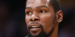 杜兰特称不着急复出 会跟厄文合作很棒