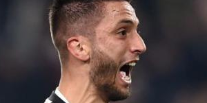 本坦库尔称萨里给他的帮助很大 并且给了我信心