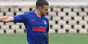 复赛给球迷们带来快乐 忘记那些糟糕事