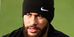 罗塞尔称他想签马内尔 不过总共有两个合同