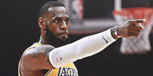 被杀黑人是勒布朗粉丝？曾在骑士夺冠时疯狂