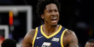 戴维斯称不应该强迫别人罢赛 会影响之后的经济