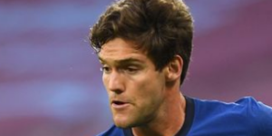 阿隆索回防的速度慢？内维尔认为后者导致切尔西失利