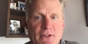 科尔呼吁大家预防病毒传播 都要戴好口罩多洗手