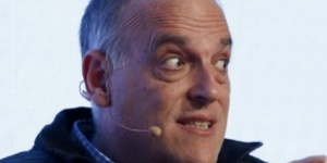 特巴斯认为VAR还有缺陷 需要继续提高