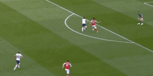 孙兴慜创下一连串记录 名字已写进球队历史