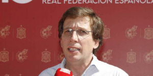 马德里市长称自己是马竞的球迷 不过暂时支持皇马