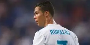 克里斯蒂亚诺·罗纳尔多为什么叫c罗？克里斯蒂亚诺·罗纳尔多叫C罗的原因是？