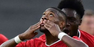 阿拉巴称拜仁有机会夺得欧冠冠军 但休息太久不是个好事