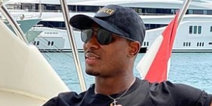 曼联多位球员出国度假 将可能缺席欧联杯