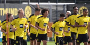 穆科科参加多特的一线队首训 之后将正式入队