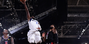 8月20日独行侠vs快船季后赛战报 东契奇28+8+7大胜