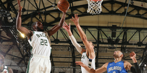 8月21日魔术vs雄鹿季后赛战报 字母哥带队轻取